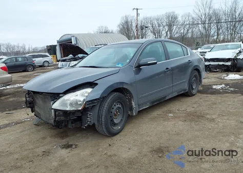 2010 Nissan Altima 2.5 S z USA, uszkodzony, nr VIN 1N4AL2AP8AN549720